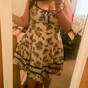 Hot Topic Rose/Insects Dress XL